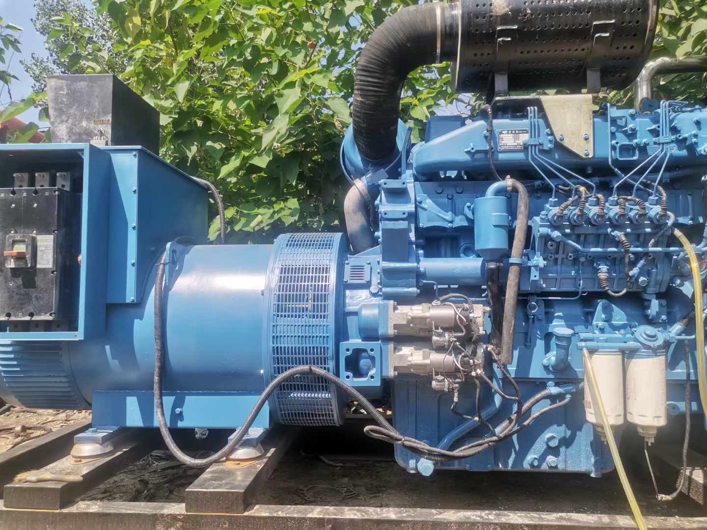 樊城详细说明降低 800kW 柴油发电机输出电流波动的方法
