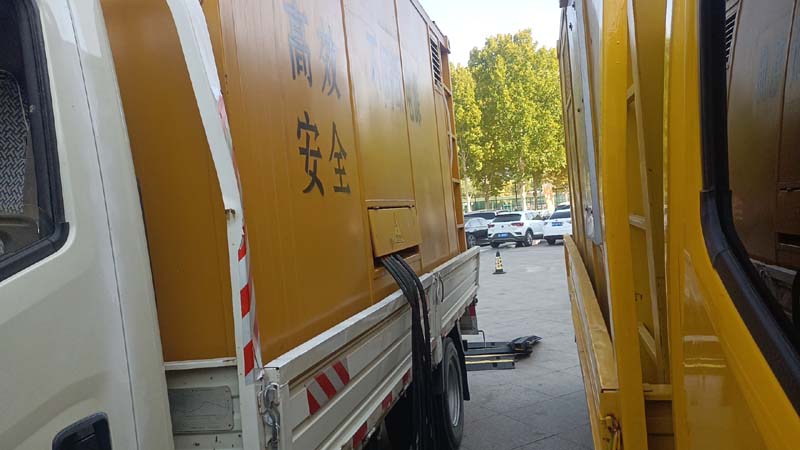 樊城如何判断柴油发电机组和UPS电源的切换时间是否符合要求？