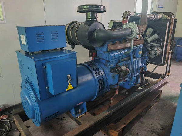 樊城100kW柴油发电机组使用多级机油有哪些优缺点？