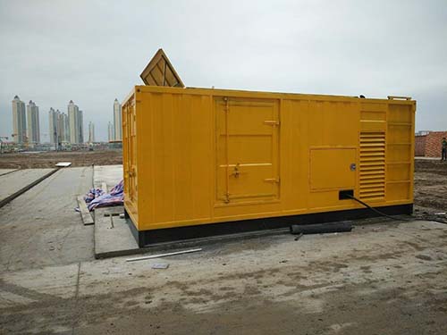 樊城合同中关于乙方责任导致工期延误的赔偿标准应该如何制定?